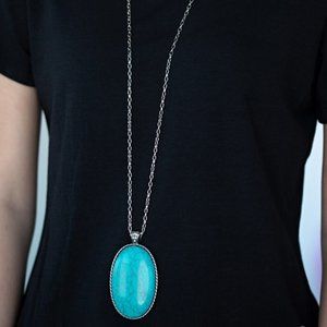 Stone Stampede Blue Necklace Set